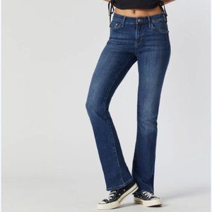 MAVI - Molly; Mid-rise, Classic Bootcut, size 25/30 (short*)